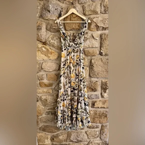 Secret Mission Super Natural Celia Maxi Open Back Dress in Poppy yellow - Picture 4 of 11